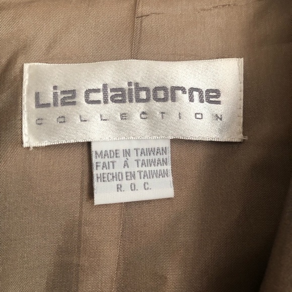 Brand new Liz Claiborne ‘Silk’ Blazer NWT Sz 16 - Picture 2 of 4